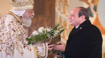 متابعة طبية.. الرئيس السيسي يطمئن على صحة البابا تواضروس بعد الجراحة